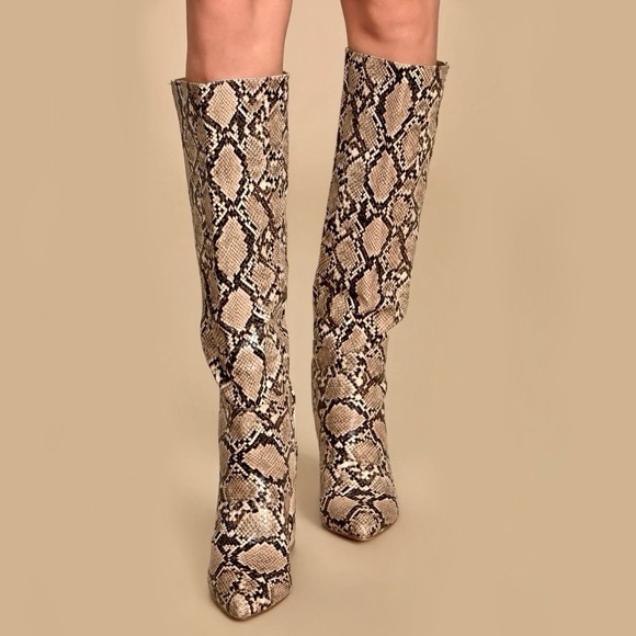 NWOT Lulus Knee High Tan Snake Boots Sz 5 - Picture 2 of 5